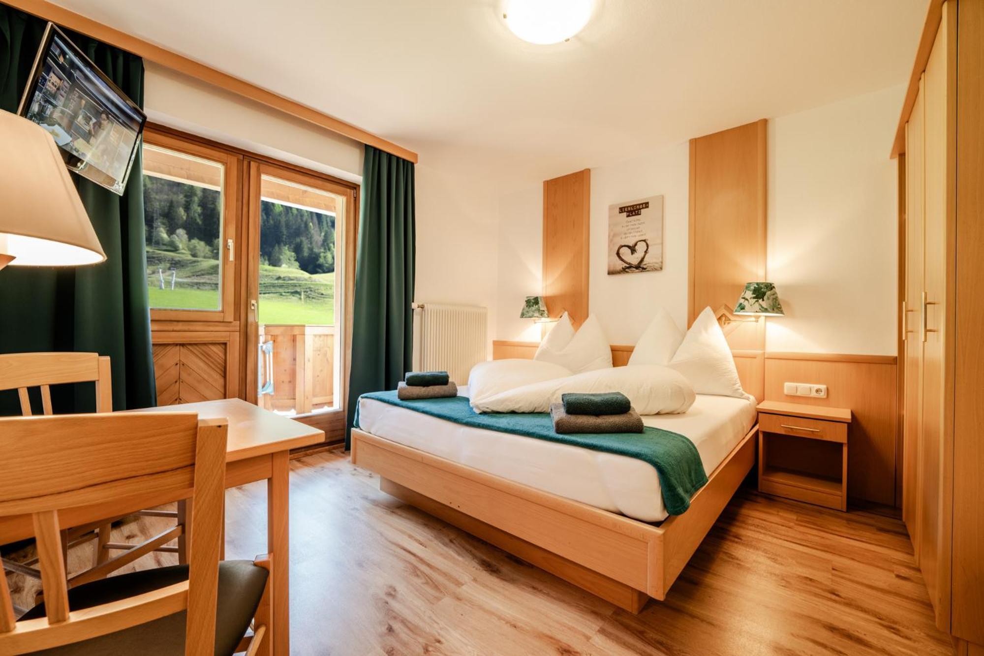 Oberlehenhof Villa Kaprun Rum bild